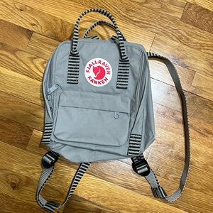 Perfect condition gray Fjallraven Kanken backpack gray